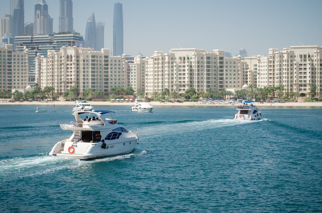 What is the most popular yacht charter option for Formula 1 fans in Abu Dhabi?