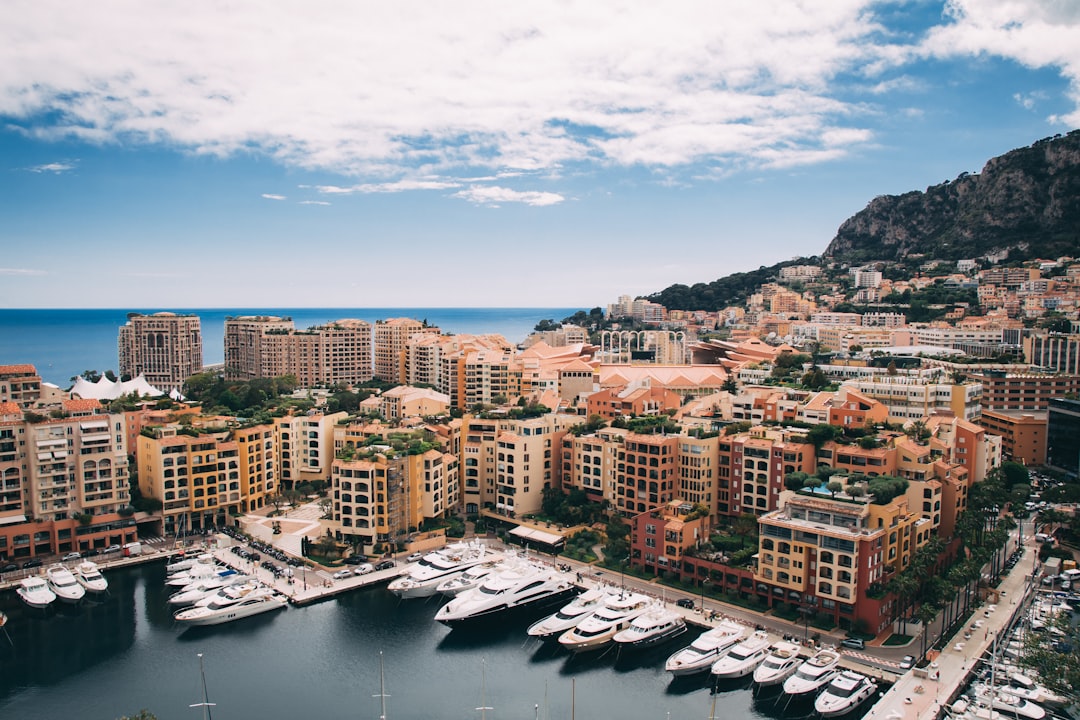 What is the availability of yachts during the Abu Dhabi Grand Prix season?